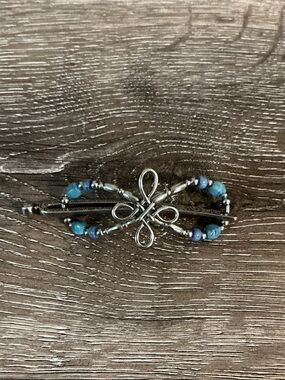 Flexi NWOT Silver-Tone Hair Clasp Slide with Blue Beads flexi8.com 2.5” x 1”